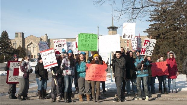 Les élèves du Cégep Saint-Jean-sur-Richelieu votent pour le maintien du boycottage des cours